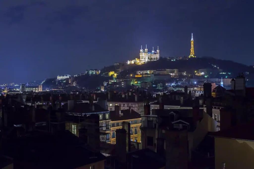 Mirador T2 Ensoleille Place Des Terreaux Vue Fourviere Lyon Exterior foto